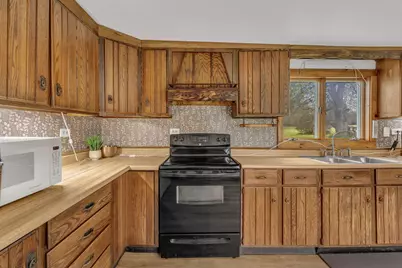 402 Webb Ridge Road, Palmyra, ME 04965 - Photo 10