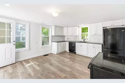 31 Brown Street, Kennebunk, ME 04043 - Photo 10