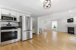 304 Vagabond St, Scarborough, ME 04074 - Photo 10