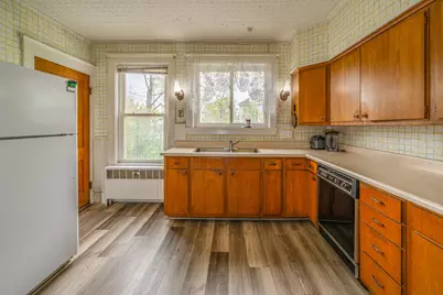 744 Hammond Street, Bangor, ME 04401 - Photo 12