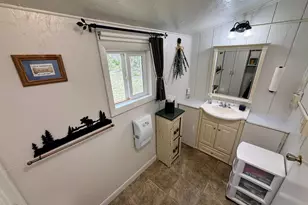 98 Willimantic Rd, Monson, ME 04464 - Photo 8