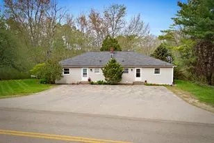 1096 Middle Rd, Warren, ME 04864 - Photo 2