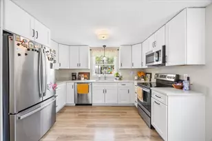 55 Balsam Dr, Waterboro, ME 04061 - Photo 6