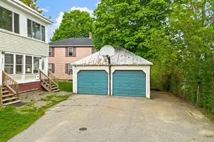 29 Sherwin St, Waterville, ME 04901 - Photo 2