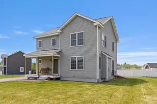 26 Stillwater Dr, Westbrook, ME 04092 - Photo 2