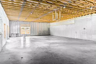 631 Essex St, Bangor, ME 04401 - Photo 18