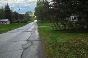 46 Harding St, Island Falls, ME 04747 - Photo 2