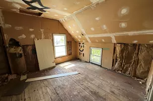 77 Main St, Fairfield, ME 04937 - Photo 28