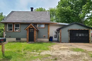 14 Helen St, Auburn, ME 04210 - Photo 2