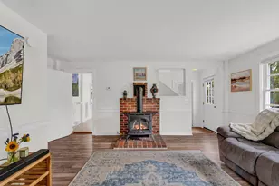918 Empire Rd, Poland, ME 04274 - Photo 2