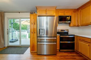 19 Hamlin Rd, Falmouth, ME 04105 - Photo 4