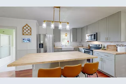 136 Hogan Road, Lewiston, ME 04240 - Photo 16