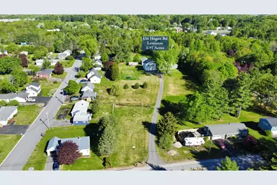 136 Hogan Road, Lewiston, ME 04240 - Photo 2