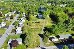 136 Hogan Rd, Lewiston, ME 04240 - Photo 2