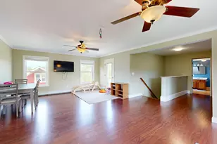 136 Hogan Rd, Lewiston, ME 04240 - Photo 50