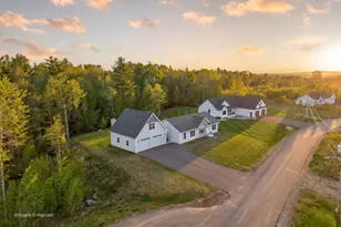 72 Honey Hl Ln, Hampden, ME 04444 - Photo 4