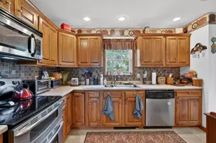 267 Alpine St, Paris, ME 04281 - Photo 10