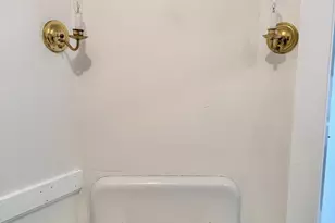 52 Carleton St, Portland, ME 04102 - Photo 14