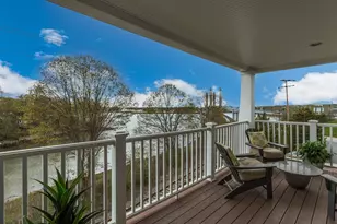 19 Bridge St, Kittery, ME 03904 - Photo 18
