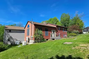 28 Park Ave E, Brewer, ME 04412 - Photo 4