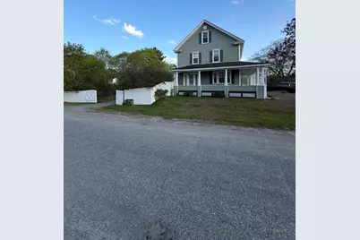 137 Maine Avenue, Millinocket, ME 04462 - Photo 8