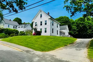 51 Spring St, Gardiner, ME 04345 - Photo 2