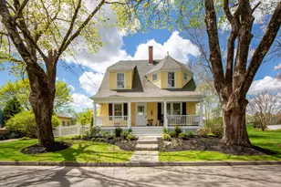 25 Sea St, Camden, ME 04843 - Photo 2