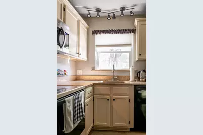 250 Husson Avenue #1B, Bangor, ME 04401 - Photo 12