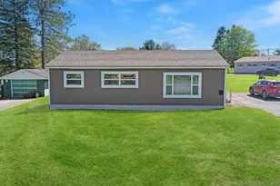 40 Paris Snow Dr, Caribou, ME 04736 - Photo 2