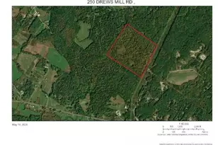 250 Drews Mills Rd, Biddeford, ME 04046 - Photo 1