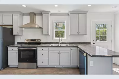 295 Old County Road, Rockland, ME 04841 - Photo 12