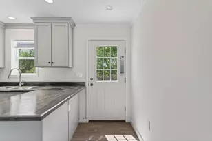 295 Old County Rd, Rockland, ME 04841 - Photo 26