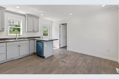 295 Old County Road, Rockland, ME 04841 - Photo 6
