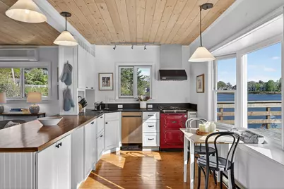 76 West Street, Boothbay Harbor, ME 04538 - Photo 20