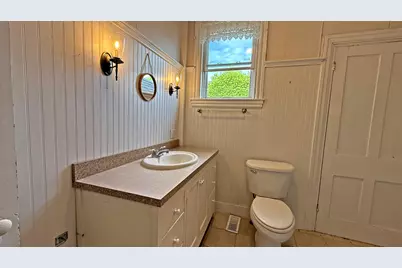 25 Center Street, Machias, ME 04654 - Photo 30