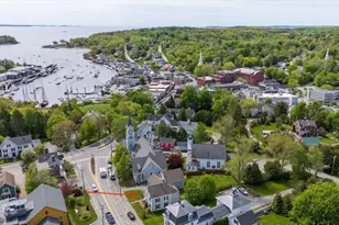 6 Mountain St, Camden, ME 04843 - Photo 2