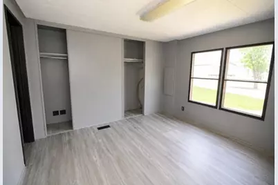 25 Village Drive, Lewiston, ME 04250 - Photo 14