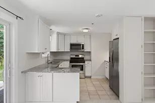 14 Willow Grove Rd, Brunswick, ME 04011 - Photo 10