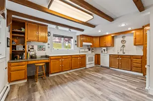 10 Summer St, Hallowell, ME 04347 - Photo 10