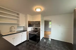 29 Garfield Cir, South Portland, ME 04106 - Photo 12