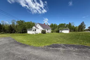 1008 US-1, Brooklin, ME 04413 - Photo 2