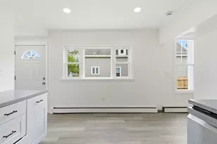 134 - 136 Sawyer St, South Portland, ME 04106 - Photo 24