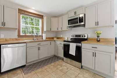 400 Indiana Road, West Gardiner, ME 04345 - Photo 8