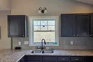 4 Dawson St, South Portland, ME 04106 - Photo 8