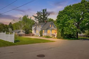 19 Cobb Ave, Portland, ME 04102 - Photo 1