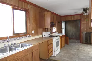 381 Hancock St, Bangor, ME 04401 - Photo 10