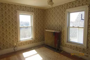 381 Hancock St, Bangor, ME 04401 - Photo 18