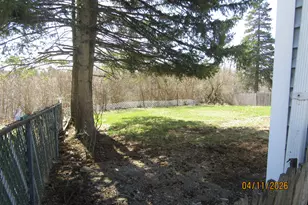 381 Hancock St, Bangor, ME 04401 - Photo 4