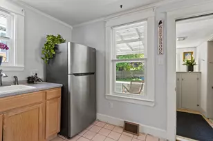 86 King St, Westbrook, ME 04092 - Photo 16