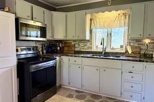 562 Grimes Rd, Caribou, ME 04736 - Photo 10